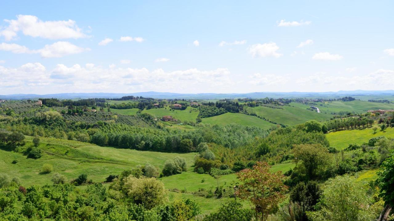 Апартаменты Luglie 360° Panoramic Terrace Сиена Экстерьер фото