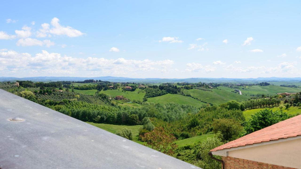 Апартаменты Luglie 360° Panoramic Terrace Сиена Экстерьер фото